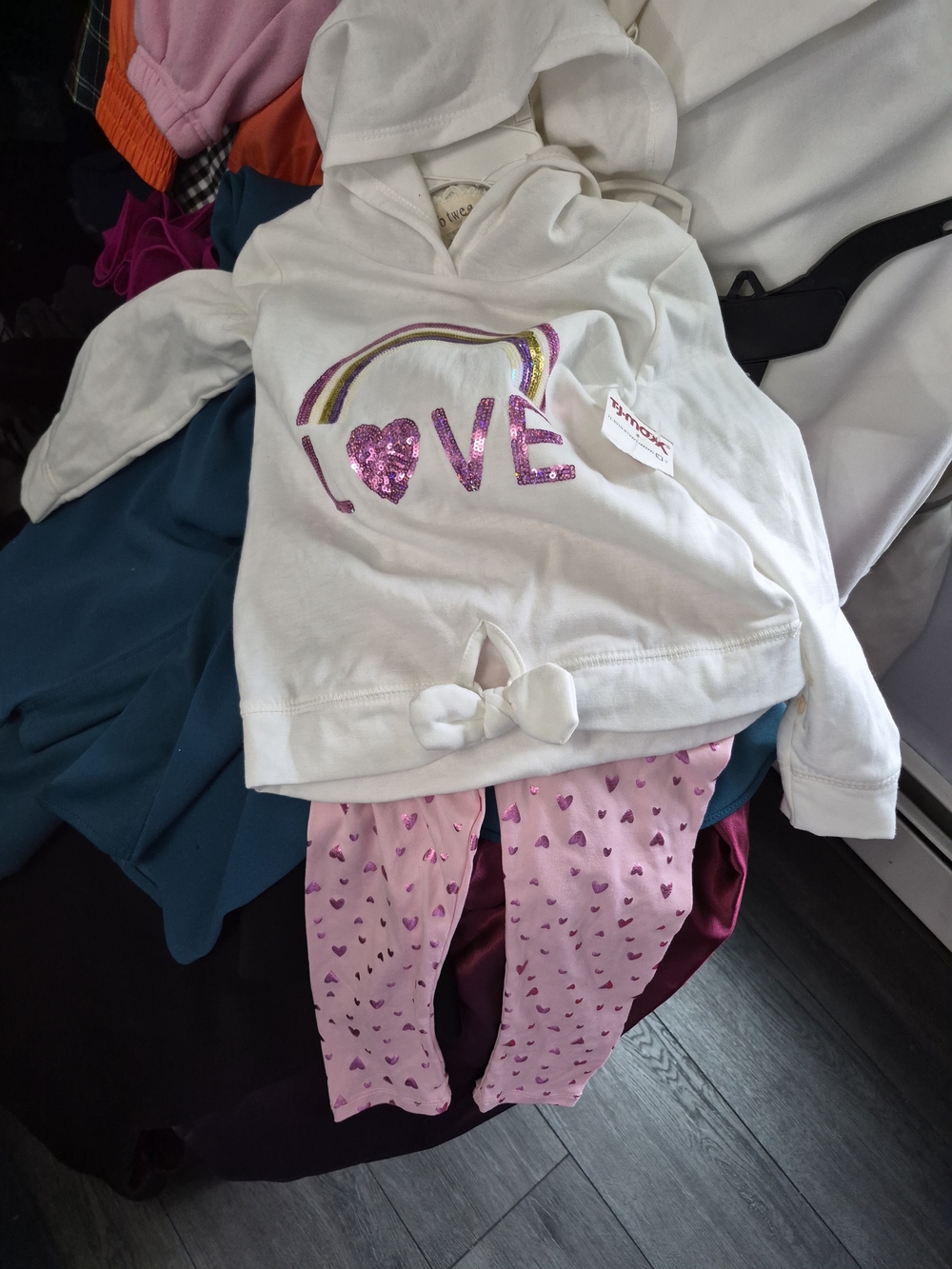 btween White Hoodie with Sequin LOVE and Pink Heart Leggings